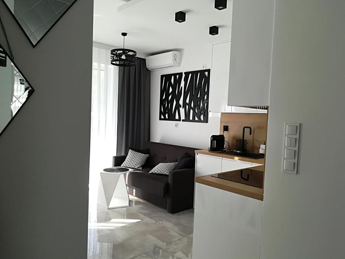 Centrum Dorzecze Legnickiej Apartment